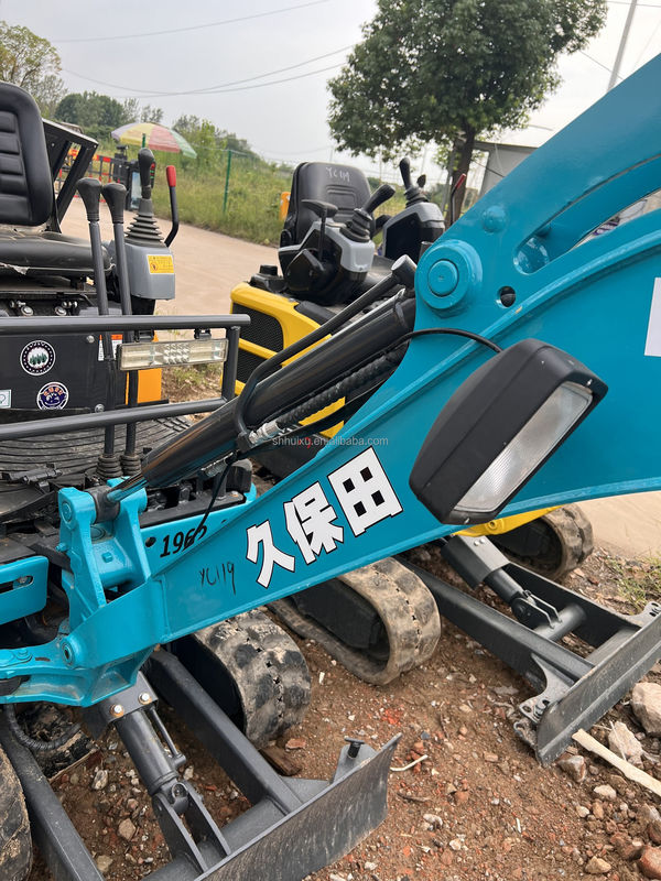 mini kullanılmış kazıcı kubota17u/ikinci el mini kazıcı kubota 17u düşük çalışma saatleri satışta