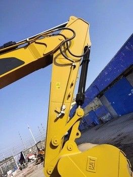 Kullanılmış kazıcı kedi tırtıl 320D.