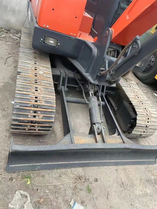 Orijinal ikinci el Doushan DH55 ekskavatörü iyi durumda güçlü ve basit bakım