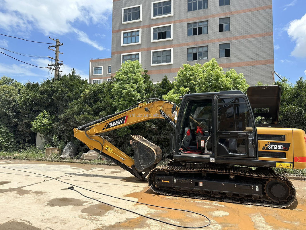 Çinli kazıcı Sany 135 Kullanılmış Sany kazıcı 13 ton Cummins Motoru Sarı