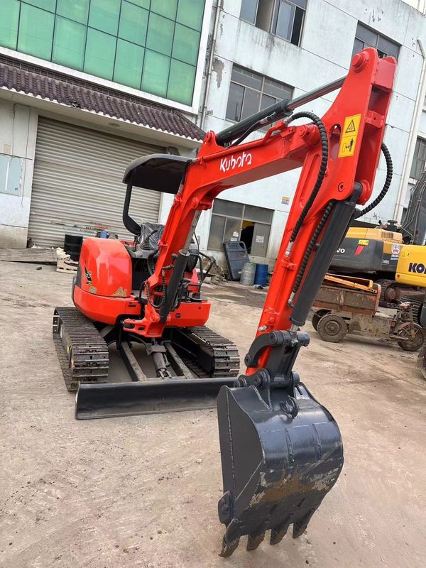 0.15m3 Kovalı Kırmızı Renkli Mini Kullanılmış Ekskavator Kubota U35 İkinci El Mini Ekskavator