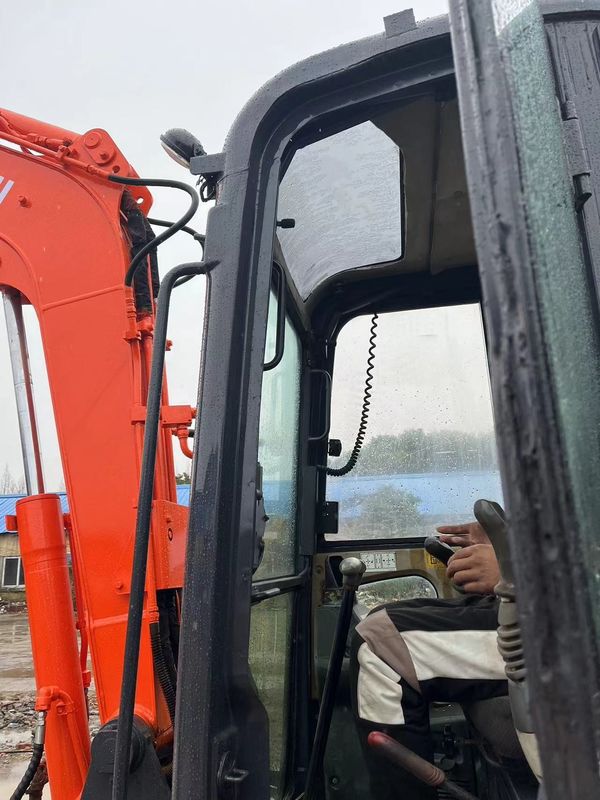 5500kg Kullanılmış Mini Ekskavatör Hitachi Zx50u İkinci El Ekskavatör Orijinal Renk