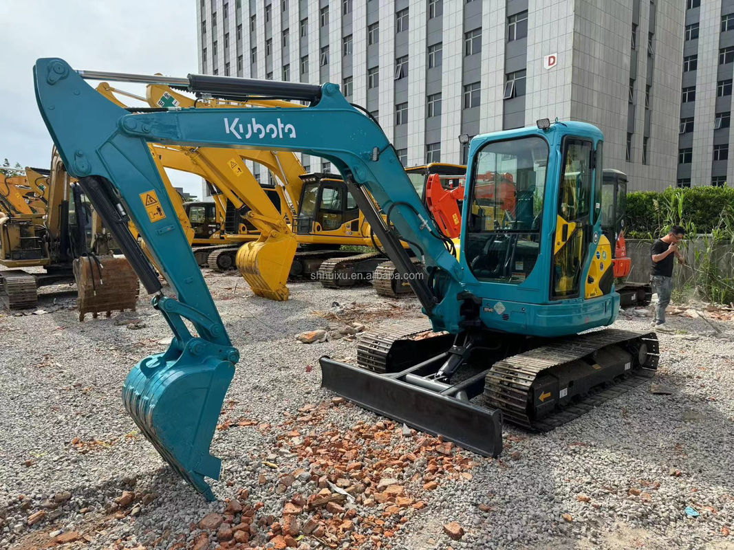 Mini Kullanılmış Çarpıcı Kazı makinesi Kubota 155 İkinci El Düşük Çalışma Saati Kazı makinesi