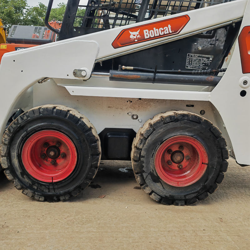 Çok fonksiyonel Kullanılmış Kaydırma Yükleyici BOBCAT S70 Doosan Bobcat 1 Ton İkinci El Mini Yükleyici