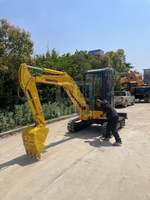 Fabrika fiyatı ikinci el mini kazıcı komatsu pc40/yüksek güçlü kullanılan kazıcı komatsu pc40