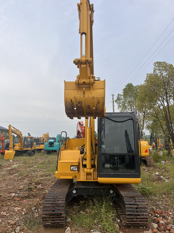 KOMATSU PC130 satılık yüksek güçlü motor / İkinci el orta boyutlu kazıcı KOMATSU PC130