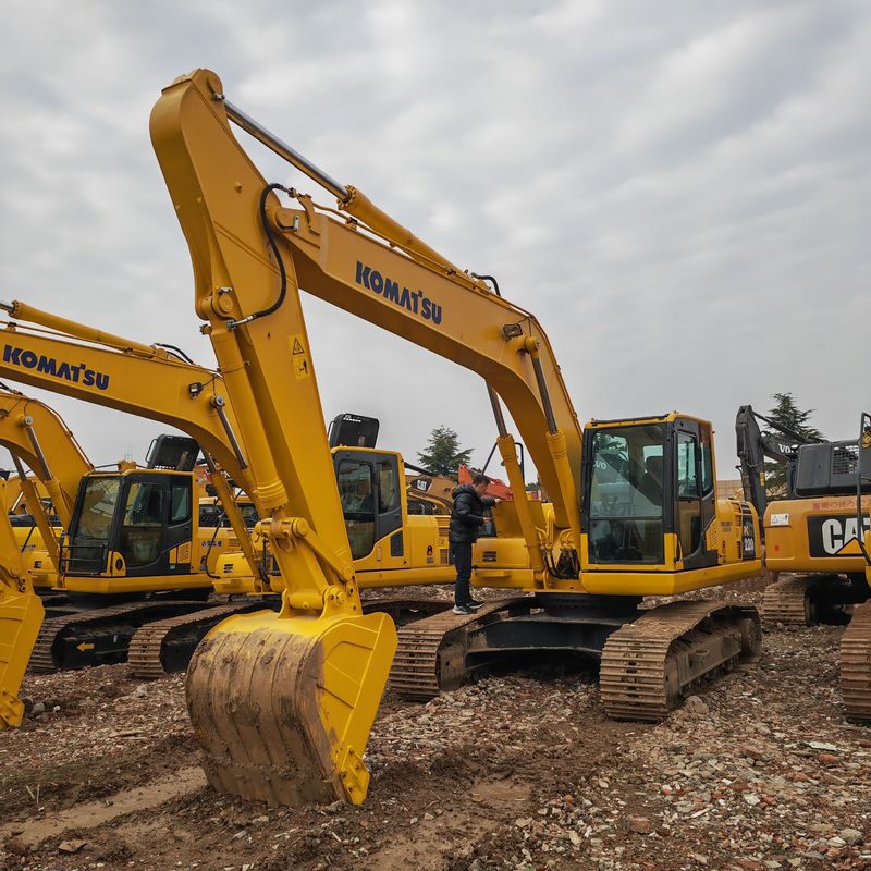 Kullanılmış kazıcı büyük kazma gücü Komatsu pc 220-8/ikinci el kullanılmış kazıcı komatsu pc220-8 satışta