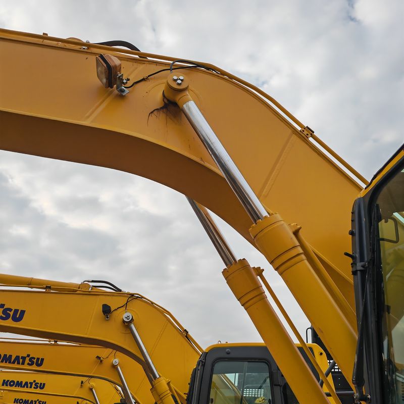 stokta büyük kullanılmış kazık makinesi KOMATSU PC220-8/YENİ GELİSİ