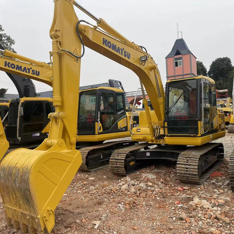 Yeni gelen kullanılmış kazıcı KOMATSU PC130/az çalışma saati ikinci el KOMATSU EXKAVAYOT