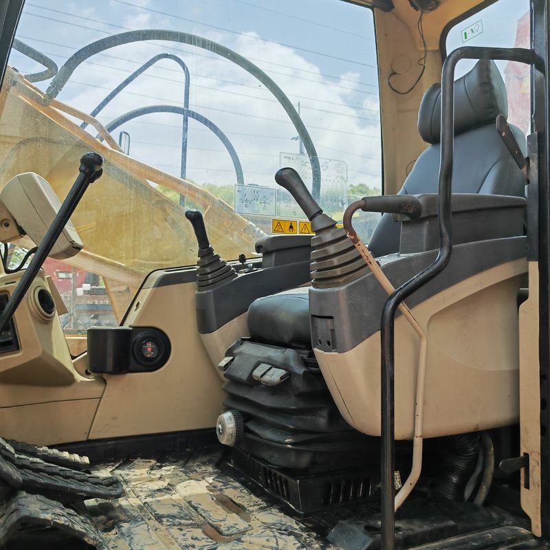 Kullanılmış tırtıl hidrolik sürünen kazıcı CAT315C İnşaat makineleri EPA'ya sahiptir Diğer İnşaat Makineleri