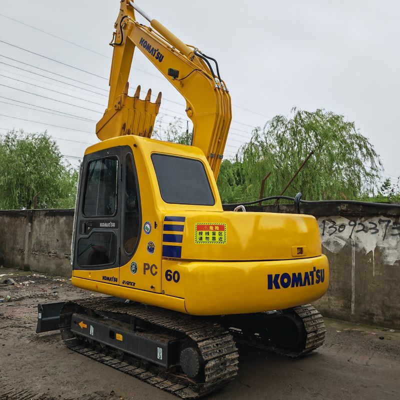 Sarı Mini Kullanılmış Ekskavatör 6T İkinci El Komatsu Pc60 Orijinal Rengi
