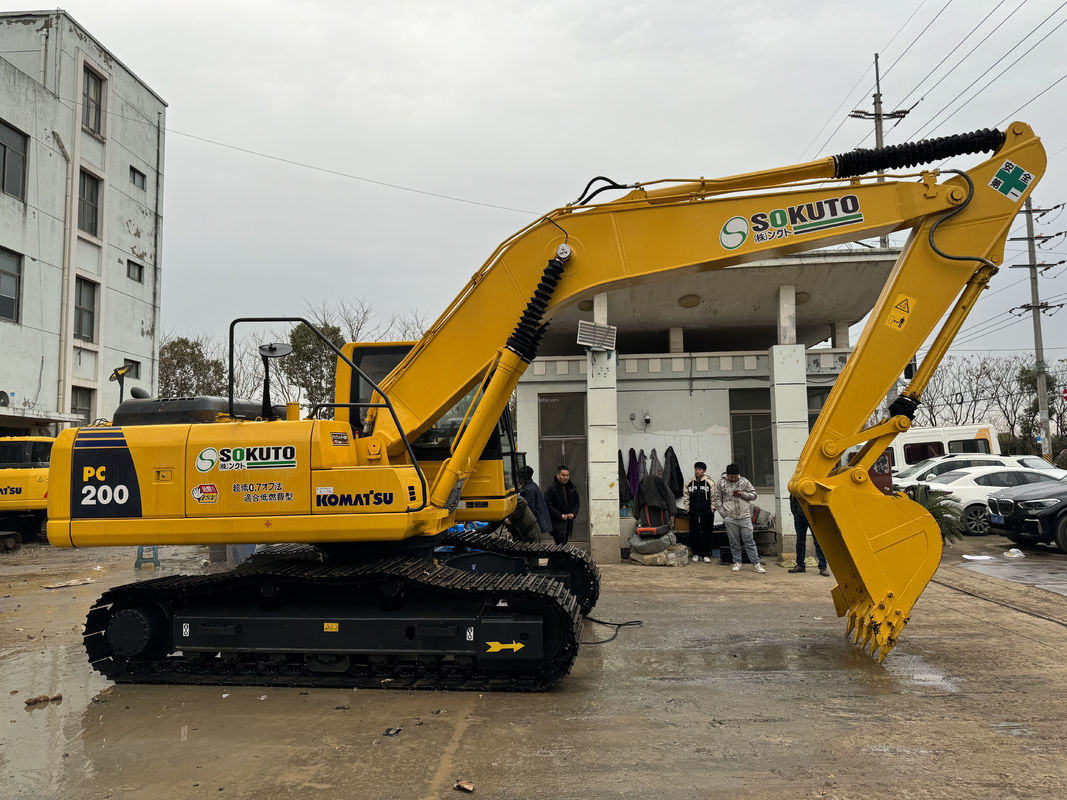 20 ton ikinci el kazıcı Komatsu PC200 kazıcı sürünme tipi
