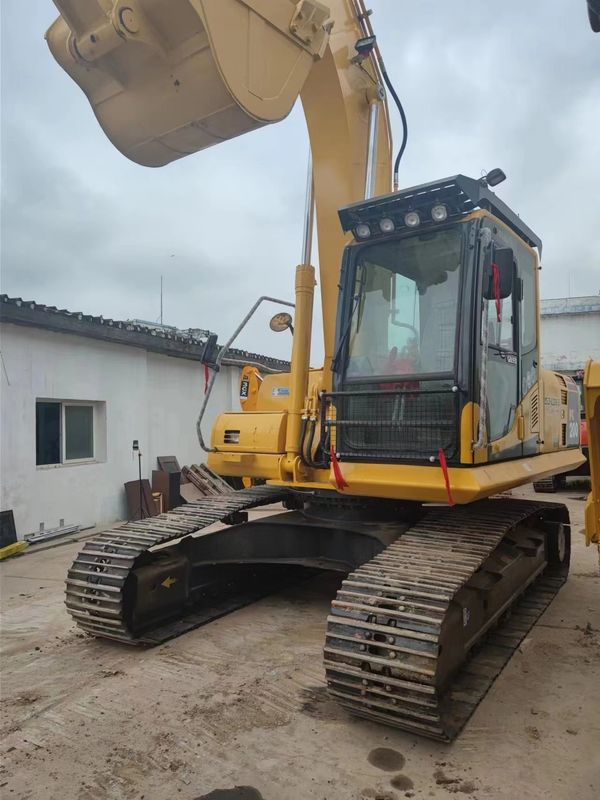 20 ton ikinci el kazıcı Komatsu PC200 kazıcı sürünme tipi
