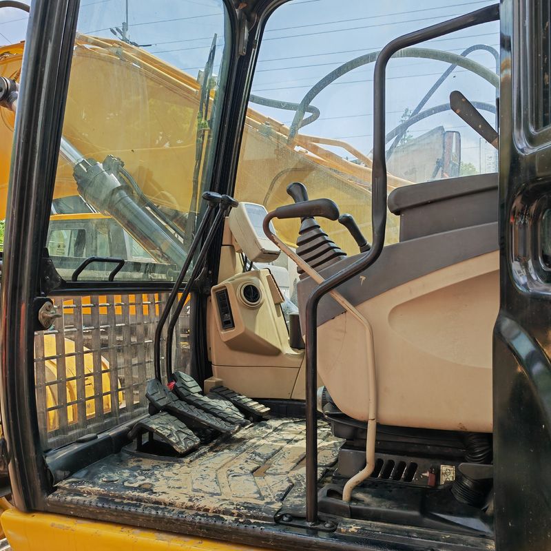 Kullanılmış tırtıl hidrolik sürünen kazma makinesi CAT315C