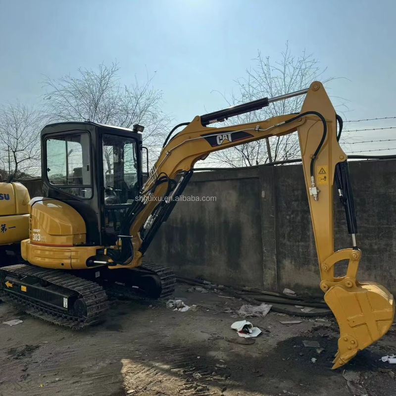 Neredeyse yeni Japonya kullanılmış 3 tonluk mini kazık makinesi CAT303CR kullanılmış sürünen Japon kullanılmış kazık makinesi fiyatı satılık