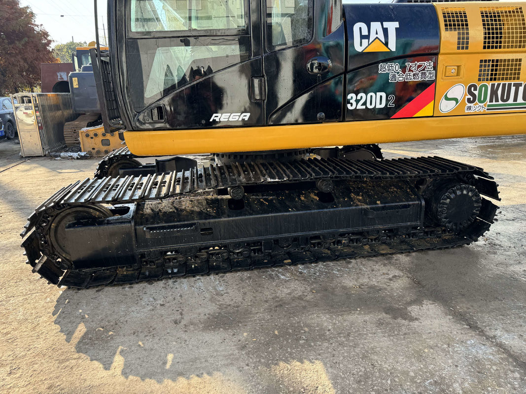 Caterpillar- Excavator orijinal 320d2 hidrolik yapısı Digger CAT- 320d2 İyi durumda ucuz kullanılmış sürünen kazıcı satmak