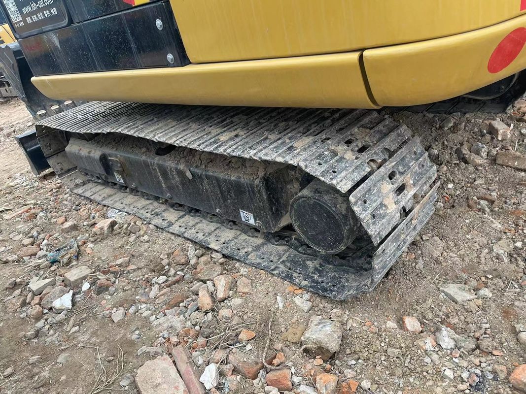 5.5TON kullanılmış kazıcı MINI CARALER CAT305.5E stokta ikinci el CAT305.5E satıIyor